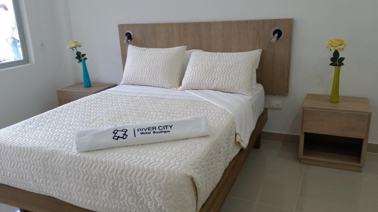 מונטריה River City Hotel מראה חיצוני תמונה