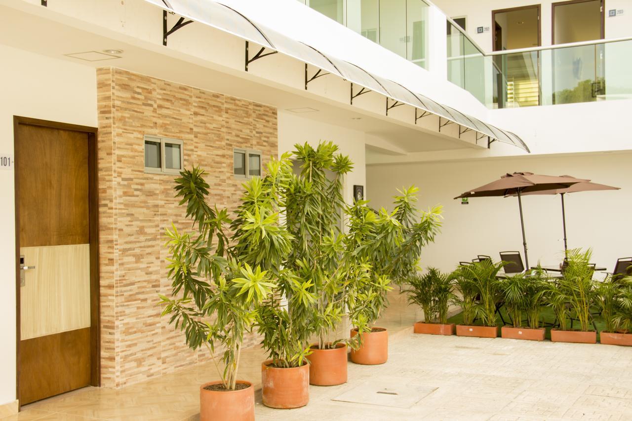 מונטריה River City Hotel מראה חיצוני תמונה