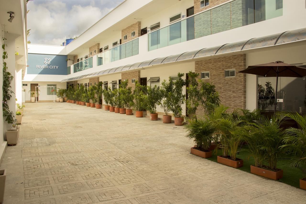 מונטריה River City Hotel מראה חיצוני תמונה